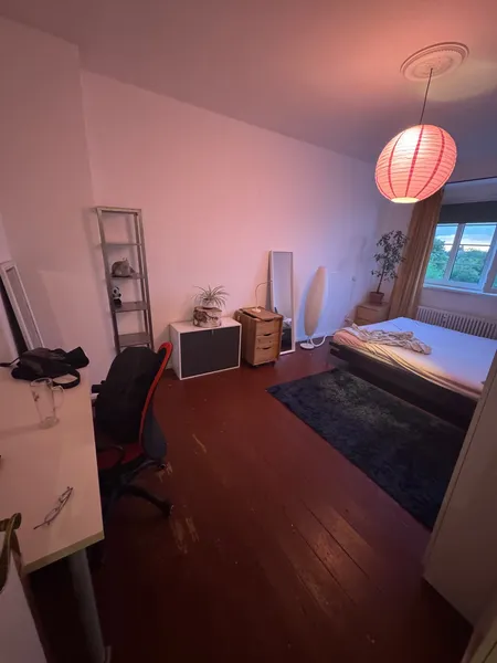Möblierte 2-Zimmer-Wohnung in Berlin Wedding mit Balkon und toller Aussicht,  alles inklusive — photo 1